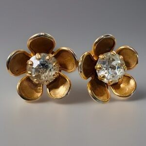 Vintage aged goldtone, clear bling flower screwback clip on earrings